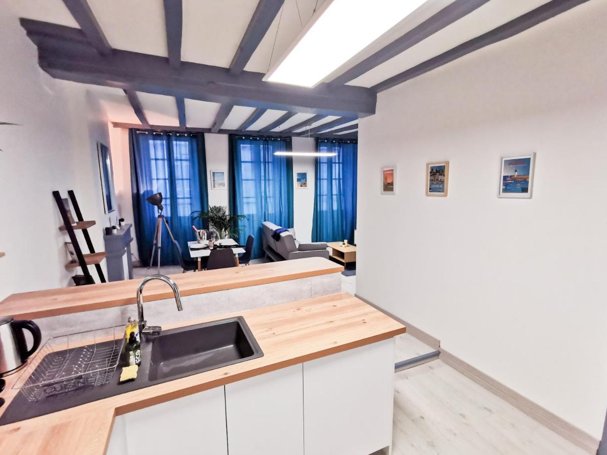 Appartement Ma Douce Charente - Superbe T3 Design et Fonctionnel - Hyper Centre à Saintes Extérieur photo