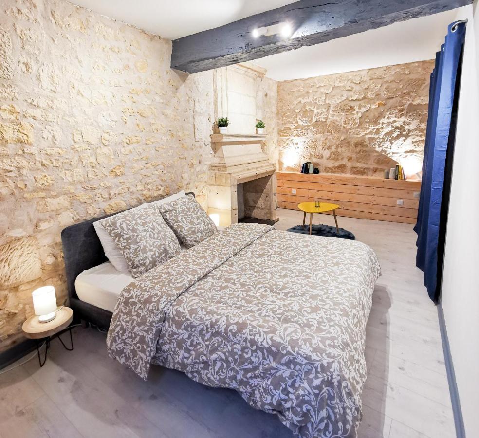 Appartement Ma Douce Charente - Superbe T3 Design et Fonctionnel - Hyper Centre à Saintes Extérieur photo